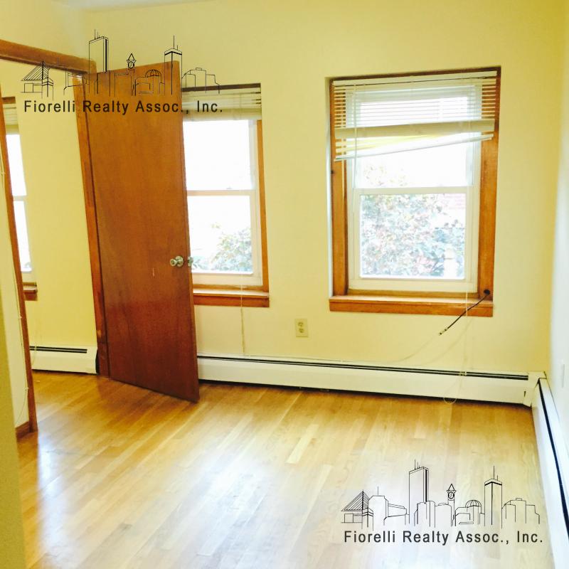 Foto principal - 75 Margin St