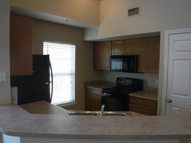 Photo - Modern 2 Bed/2 Bath Condo in Sarasota with Spacious Layout and Prime Location!