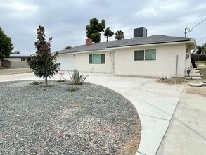 Building Photo - 1101 Fairview Rd Building Photo - 1101 Fairview Rd