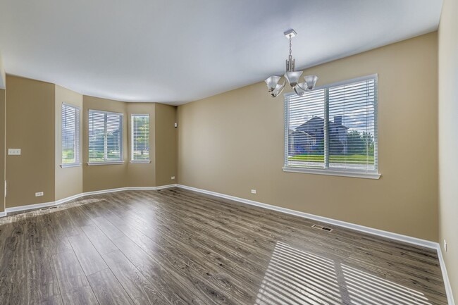 Building Photo - 323 Norwell Ln