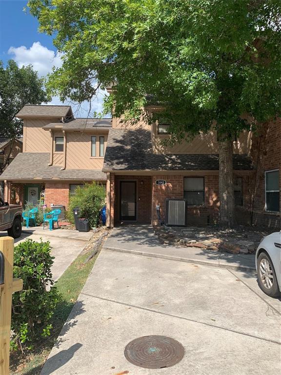Primary Photo - 3842 Knollcrest Dr