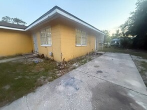 Building Photo - 9504 Waynesboro Ave