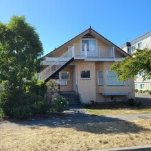 Building Photo - 1037 Southgate St