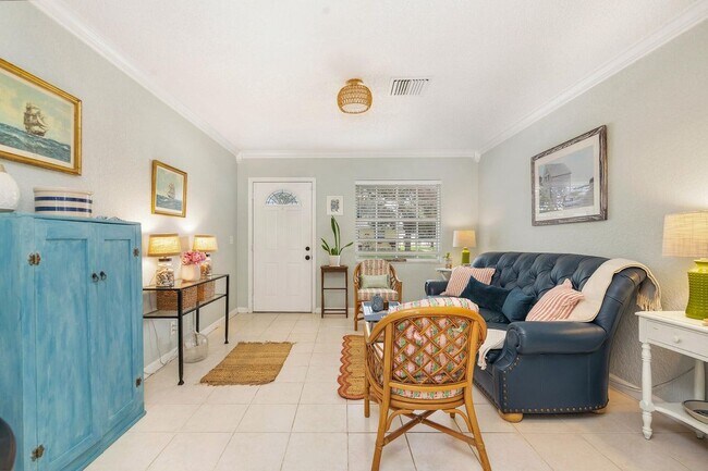 Foto del edificio - 808 Iroquois St