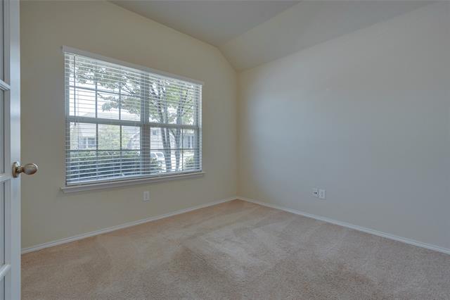 Foto del edificio - 13221 Larks View Point