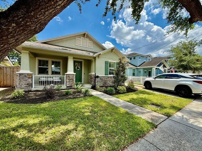 Foto del edificio - 3509 N Tampa St
