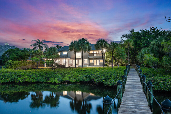 Building Photo - 18169 SE Ridgeview Dr