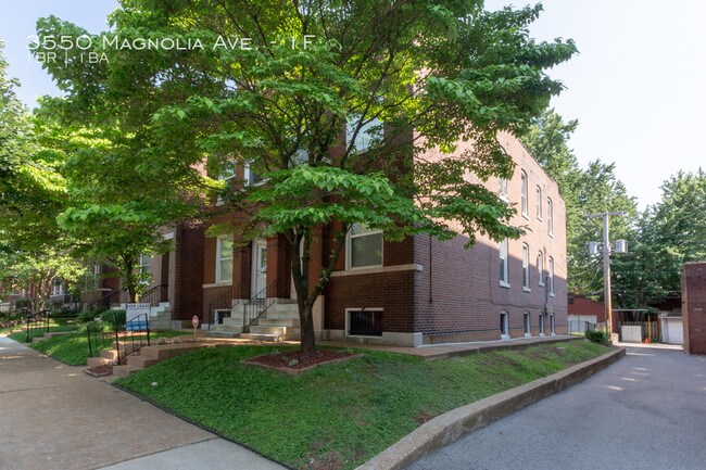 Building Photo - 3550 Magnolia Ave