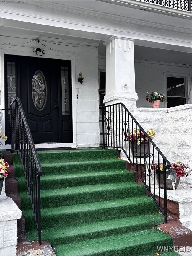 Foto del edificio - 432 Wohlers Ave