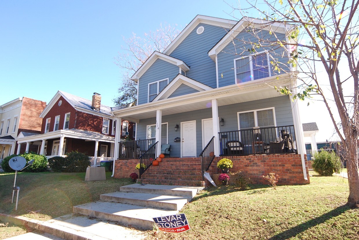 Primary Photo - 1118 Bainbridge St