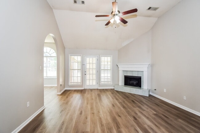 Building Photo - 7730 Shadow Fork Ln