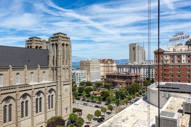 Building Photo - 1177 California St