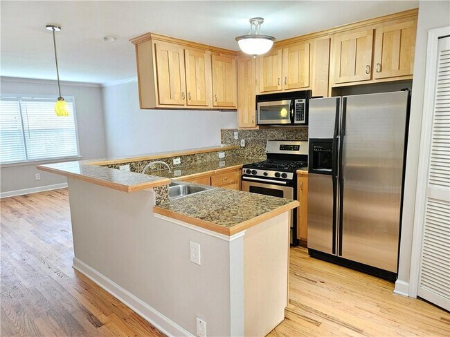 Foto del edificio - 2232 Dunseath Ave NW