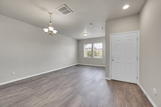Building Photo - $2,340.95 with $300 off the first month's rent, 2 Beds, 2.5 Baths, Captivating Home in Colorado S...