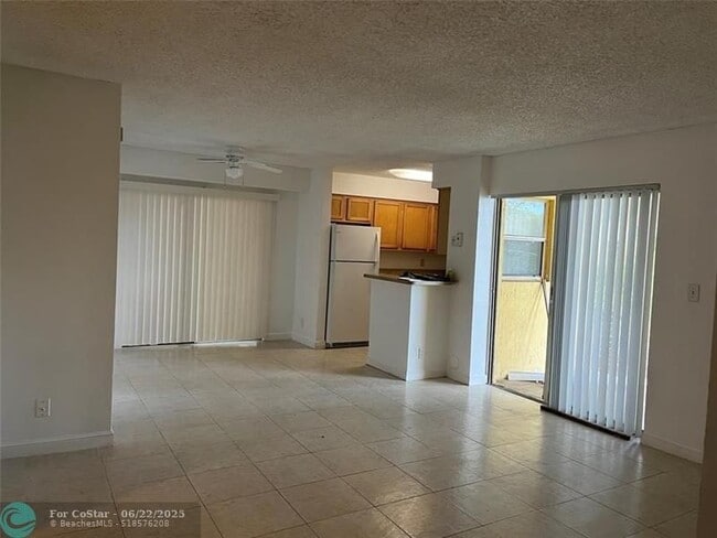 Building Photo - 7680 Westwood Dr