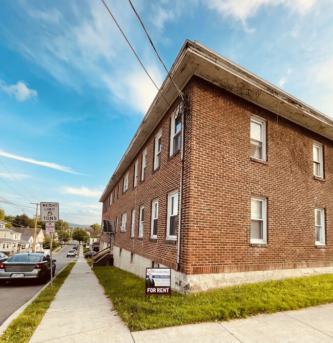 Building Photo - 77 Colfax Ave