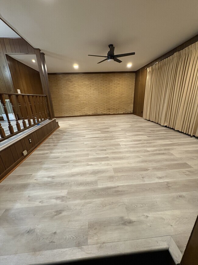 Foto del edificio - 203 Lumpkin Dr