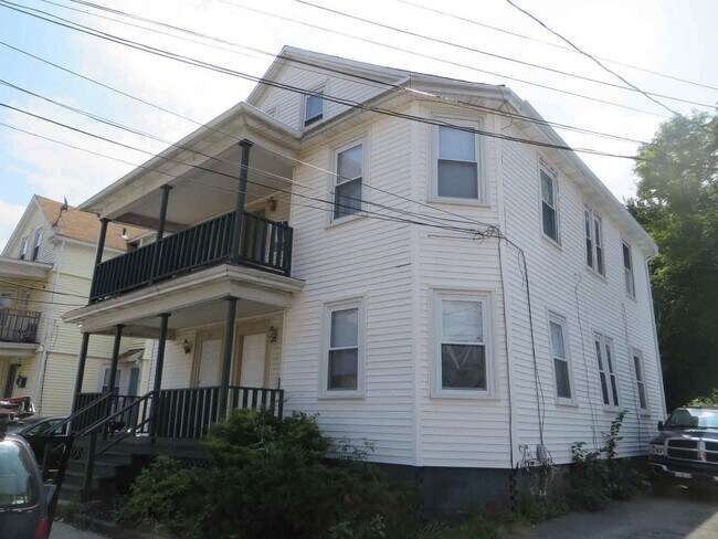 Foto del edificio - 37-41 Mason Avenue