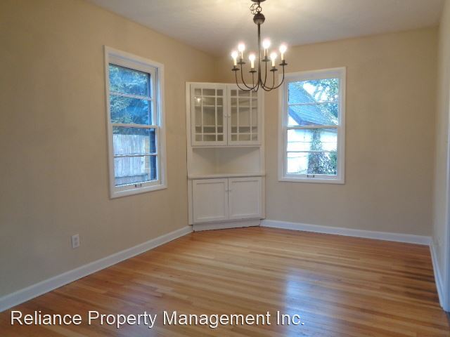 Building Photo - 3 br, 1 bath House - 3541 NE Rosa Parks Way