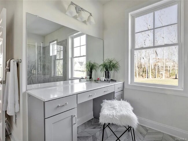 Foto del edificio - 15812 Garston Ln