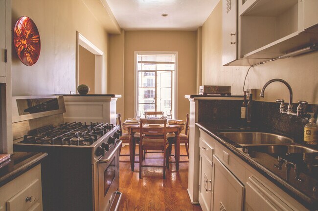 Kitchen - 800 E Ocean Blvd