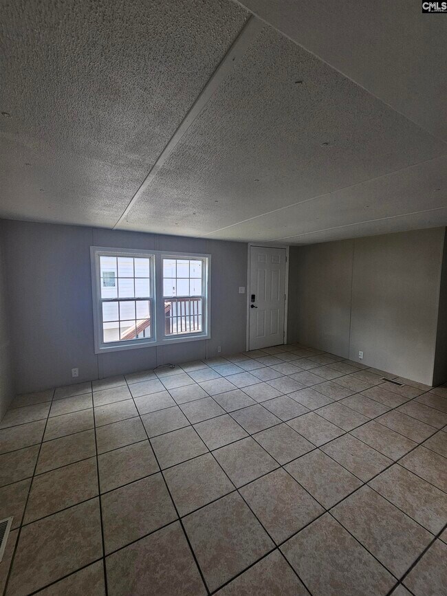 Foto del edificio - 3118 Dudley Rd
