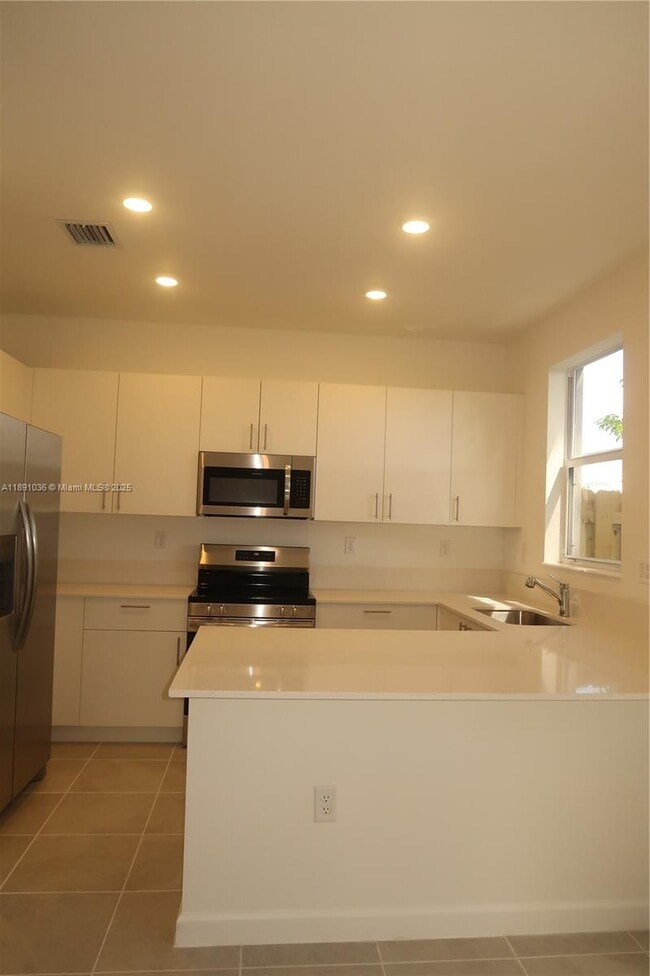 Foto del edificio - 1509 SE 27th Rd