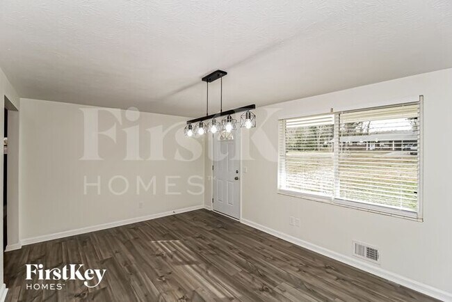 Foto del edificio - 6356 Pine Frost Drive