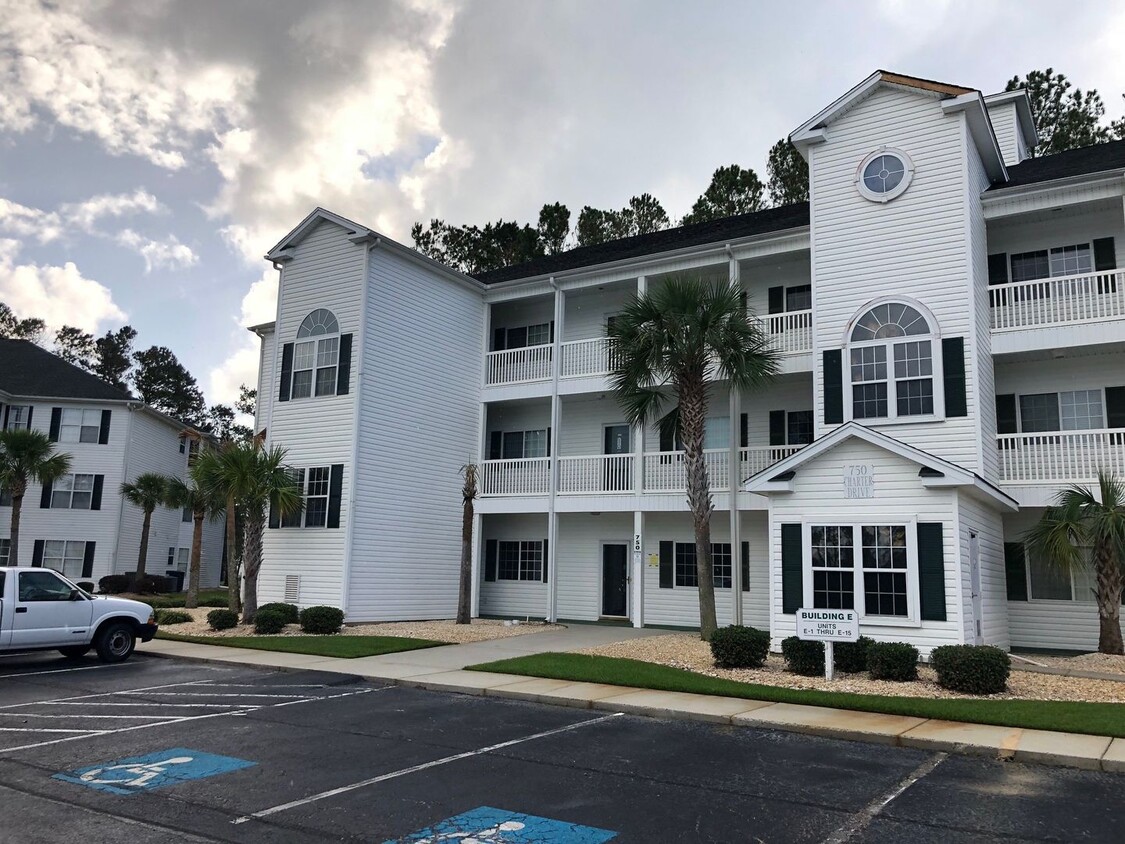 Primary Photo - Spacious 3BR/2BA Condo Near North Myrtle B...