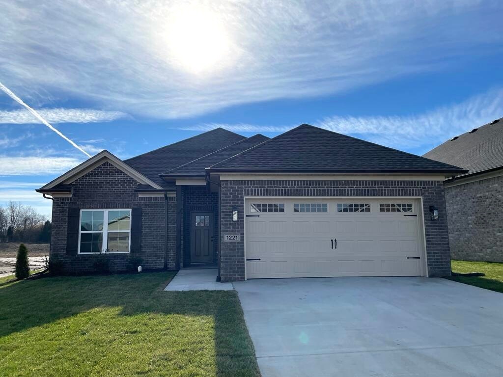 Foto principal - 1221 Shallowford St