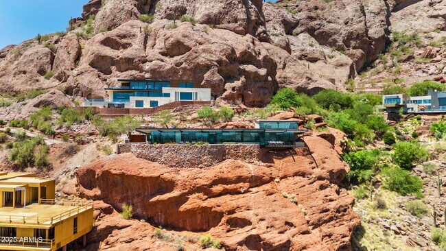 Foto del edificio - 4925 E Red Rock Dr