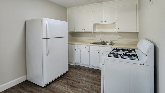 Building Photo - 1107 Melvin Dr