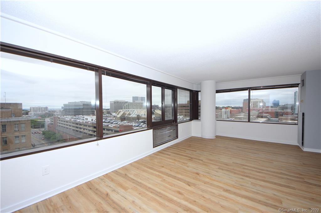 127 Greyrock Pl Unit 1213, Stamford, CT 06901 Condo for Rent in