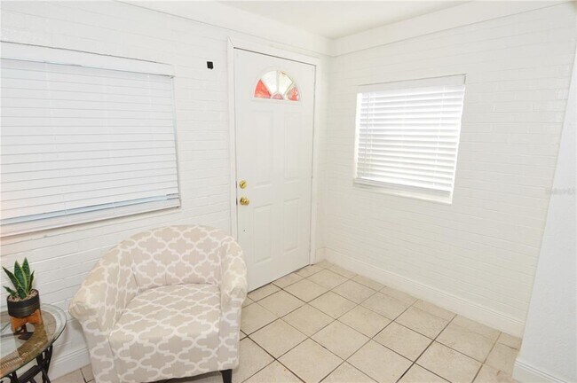 Building Photo - 156 146th Ave