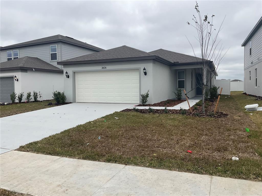 Foto del edificio - 3606 Hornbeam Rd