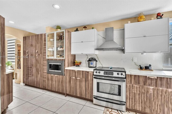 Foto del edificio - 16408 Sapphire Pl