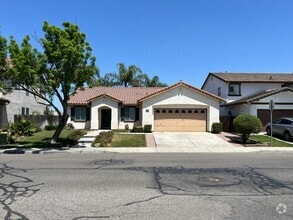 Building Photo - 520 Red Robin Dr