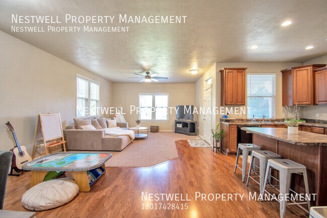 Building Photo - $250 OFF FIRST MONTH'S RENT - Beautiful 3-...