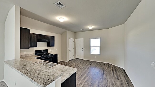 Photo - Very Nice 3 Bedroom 2 Bath Home in Yukon Schools