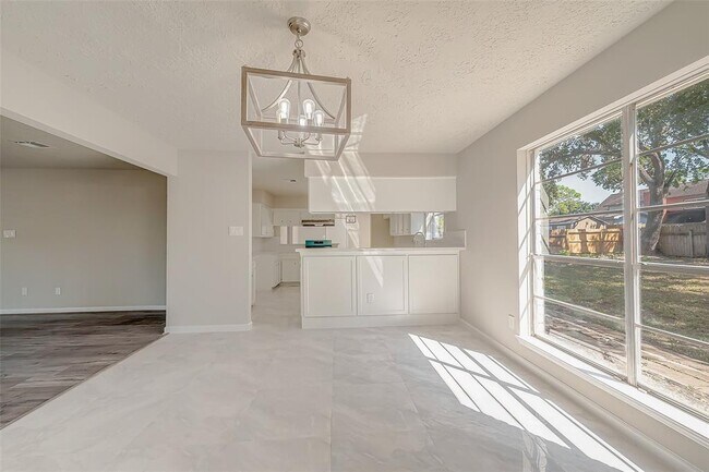 Foto del edificio - 10211 Huntington Pl Dr