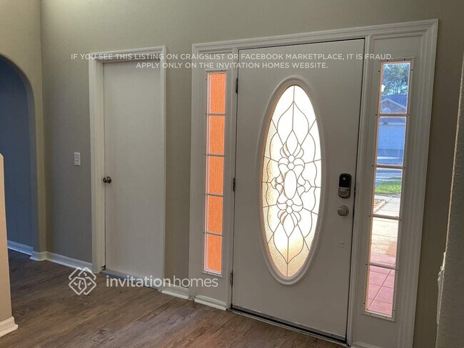 Foto del edificio - 11383 Aston Hall Dr