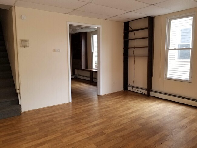 Sala de estar - Unidad 1 - 193 N Fairview St