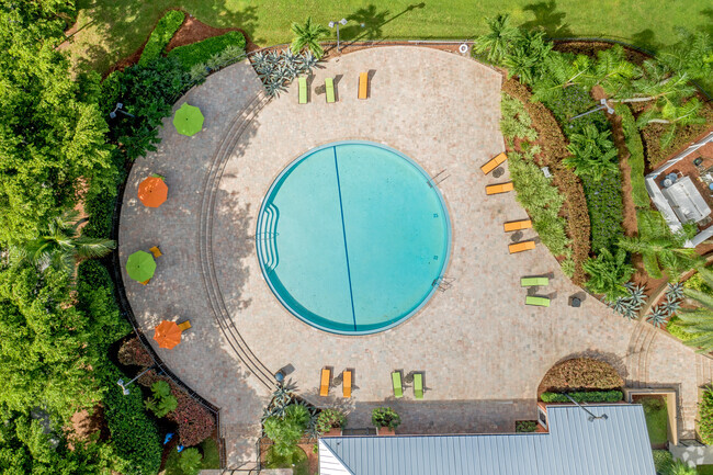 Pool - Visions at Willow Pond