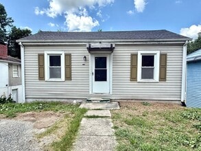 Building Photo - 1830 James St