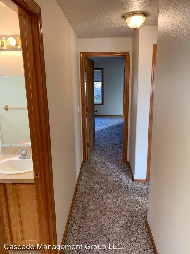 Foto del edificio - 3 br, 2 bath House - 5363 Tamara Ct S