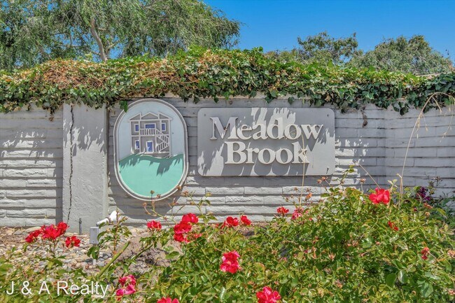 Foto del edificio - 1 br, 1 bath House - 3655 Birchwood Ter, 312