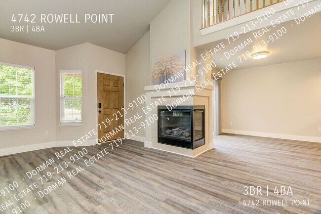 Foto del edificio - 4742 Rowell Point