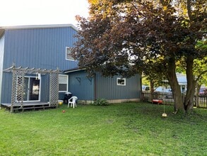 Building Photo - 3 Westbrook Cir