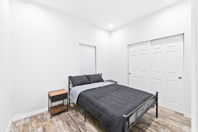 Foto del edificio - 35312 Santa Fe St