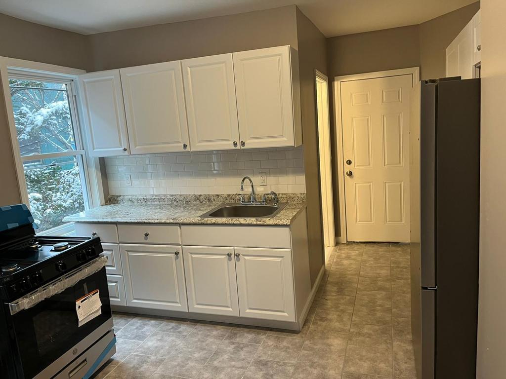 14 Clark St Unit 2, Hartford, CT 06120 Condo for Rent in Hartford, CT